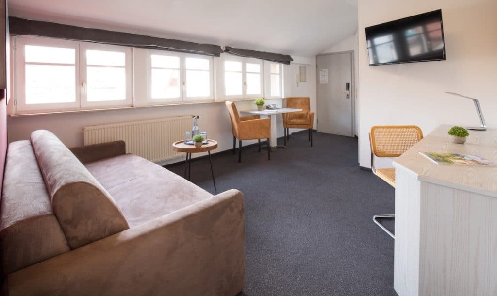 residenz-ravensburg-3-sterne-appartement1-wohnzimmer