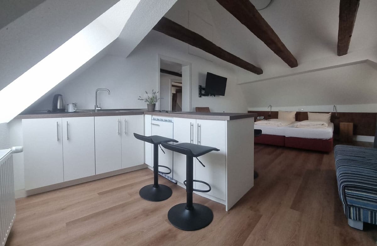Read more about the article Independent four-bed room